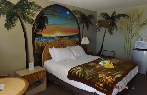 Seligman Hotel | Cozy Stay at Stagecoach 66 Motel with Pool & Breakfast