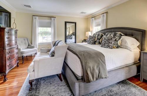 Goshen Hotel | Unforgettable Stagecoach Inn: 5-Star Comfort Awaits