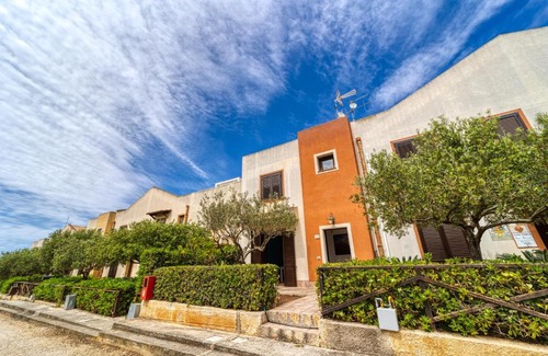 Birgi Vecchi House | Discover Stagnone Wine House: 4-Star Stay with Unique Amenities