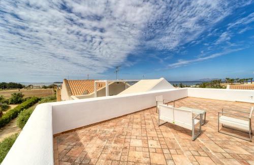 Birgi Vecchi House | Discover Stagnone Wine House: 4-Star Stay with Unique Amenities
