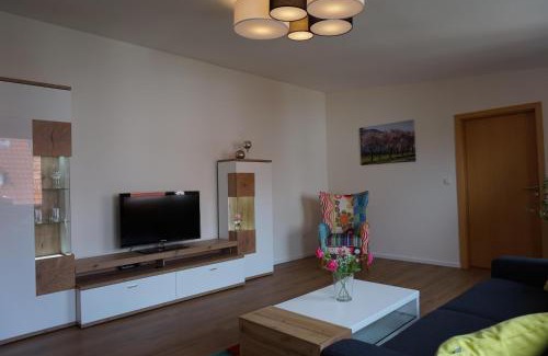 Nußdorf Apartment | Experience STAHLER´S Auszeit an der Weinstrasse Retreat