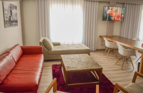 Irapuato Hotel | Pet-Friendly Mision Irapuato: A 4-Star Getaway Awaits