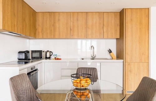 Staines Apartment | Discover Staines City Centre by Charles Hope - Top-Rated Stay