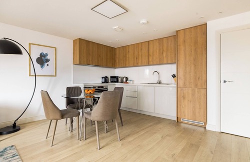 Staines Apartment | Discover Staines City Centre by Charles Hope - Top-Rated Stay