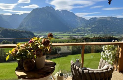 Scheffau am Tennengebirge Hotel | Elegant Stallerhof: Pet-Friendly with Hot Tub & Breakfast