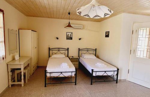 Lakka Apartment | Seaview Stamatis Studio in Lakka Paxos - Family Friendly Stay