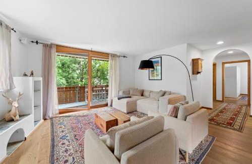 Celerina-Schlarigna Apartment | Family-Friendly Stambuoch 3: A Top-Rated 4-Star Retreat