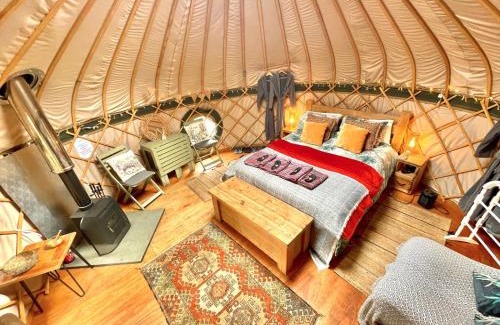 Stamford Other | Unwind at Stamford Meadows Glamping with Private Hot Tubs