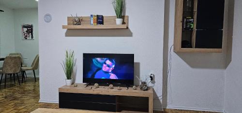 Bosanska Dubica Apartment | Pet Friendly Stay in Kozarska Dubica with High Guest Ratings
