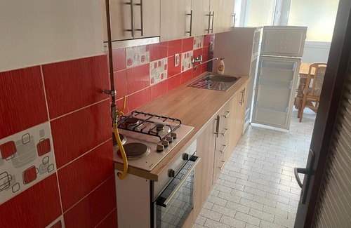 Stara Pazova Apartment | Cozy Getaway at Stan na dan for Your Next Trip