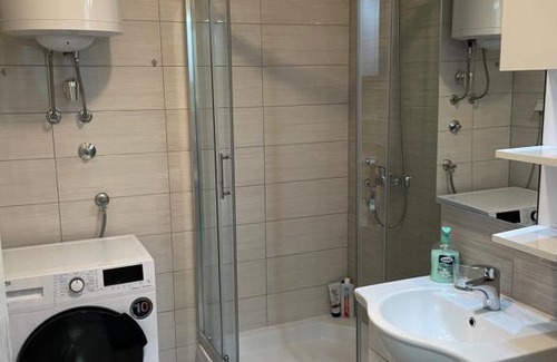 Alipasin Most Apartment | Comfortable Stay at Stan na dan Sarajevo Miljacka