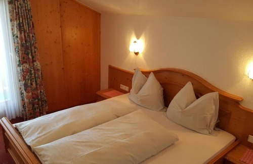 Galtur House | Discover Stanahof: Family & Pet-Friendly Getaway