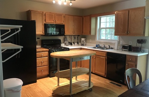 Acworth House | Family-Friendly Home Near LakePoint Sports Complex & Acworth