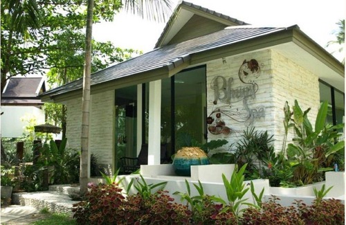 Ko Chang House | Garden View Bungalow with Pool and Breakfast Included