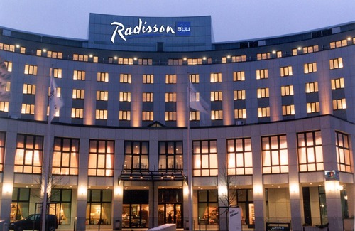 Cottbus House | Cozy Double Room at Radisson Blu Hotel Cottbus