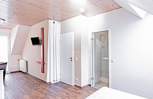 Langsur Bed & Breakfast | Ocean View Standard Doppelzimmer at Weingut Johannishof