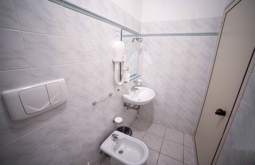 Parghelia Apartment | Cozy Double Room with Breakfast & Family-Friendly Amenities