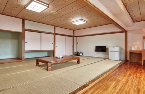 Nakijin House | Relaxing Northern Sightseeing at Kunigamigun Okinawa Hotel