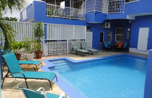 Buccoo Hotel | Cozy Standard Room B at Bellissimo with Breakfast Included