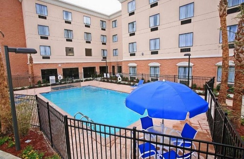 Fairvilla Apartment | Standard Room Near Cube Smart Self Storage ORL