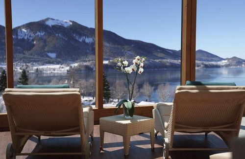 Fuschl am See House | Relaxing Single Room with Spa & Ocean Views at Ebner's Waldhof