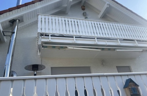 Region Hannover District Apartment | Cozy Non-Smoking Twin Room with Breakfast Included