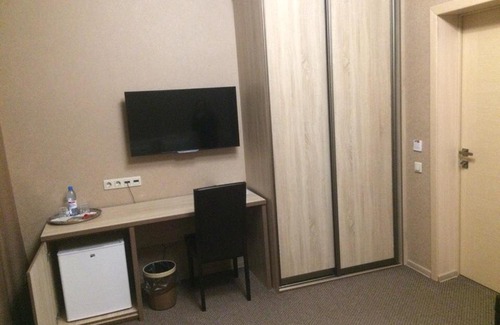 Omsk Hotel | Budget-Friendly Standartoff: Pet & Child Friendly Stay