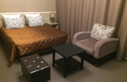 Omsk Hotel | Budget-Friendly Standartoff: Pet & Child Friendly Stay