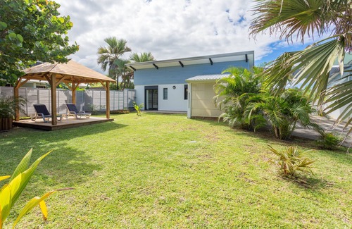Saint-Pierre De La Reunion House | Unforgettable Stay at Standing Villa by the Sea - 10/10 Rating