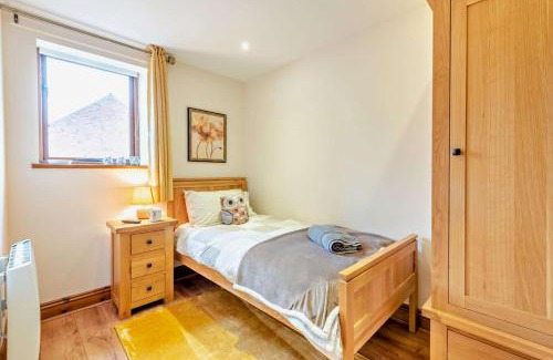 Wing House | Family-Friendly Retreat at Stanegate by Hadrian's Wall