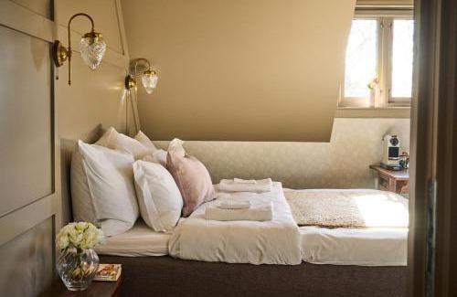 Selbjorn Hotel | Stangeland Gard