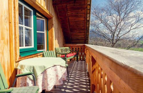 Bad Aussee Apartment | Stangl - Hof: Family-Friendly Hotel with Oceanfront Views