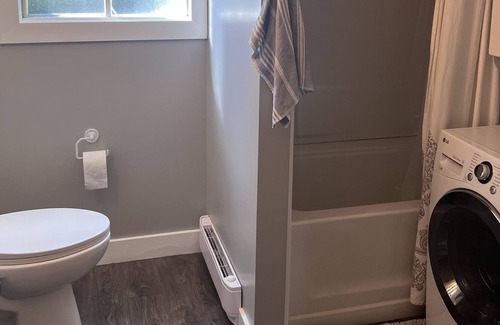 York Cottage | Stanhope Cottage close to National Park Beaches