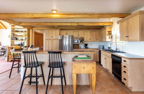 Stanley Cabin | Guest Rated 10/10: Stanley Family-Friendly Retreat