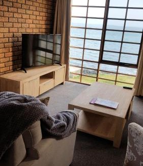 Stanley Apartment | Waterfront Bliss at Stanley Village: 4-Star Family Retreat