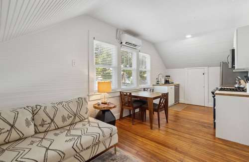 Saint Simons Island Apartment | Stanton Apt C: Historic Retreat Steps from the Beach