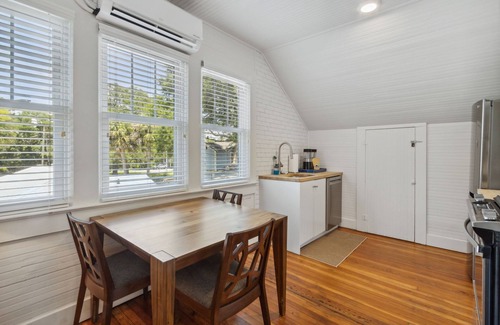 Saint Simons Island Apartment | Stanton Apt C: Historic Retreat Steps from the Beach