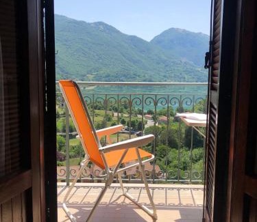 Castel di Tora House | Cozy Lake View Room with Terrace - Pet Friendly Retreat