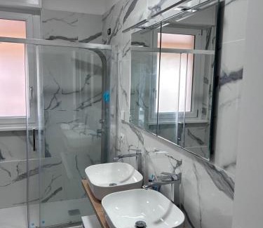 Oltrestazione House | STANZA PRIVATA Rho Fiera San Siro Milano