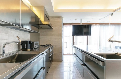 Naka Ward Apartment | Discover Stanza Verde Nagoya: Family-Friendly Getaway