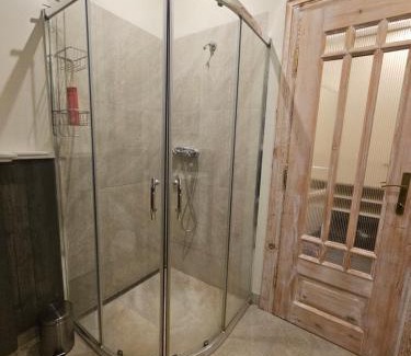 Mala Upa House | Explore Stará škola: Guest Rated 9.6 & Pet Friendly Stay