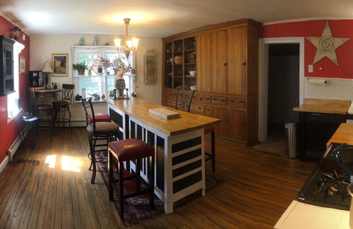 Cooperstown House | Experience Star Field Farmhouse: Your Cooperstown Retreat