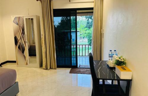 Nuea Khlong Resort | Star Garden Home