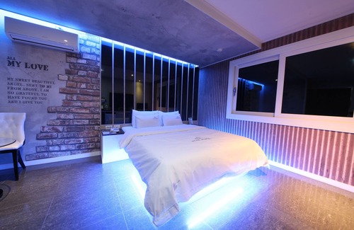 Pohang Hotel | Budget-Friendly Stay at Star Motel with Spa & Breakfast