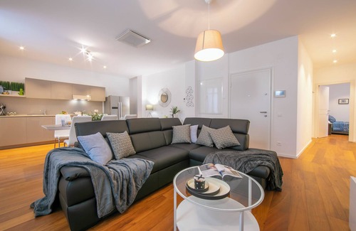 Lugano Apartment | Delightful Star of Lugano: Family-Friendly Stay with Spa