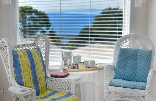 White Rock House | Star of the sea Guest house, Sea Forever King size bed with ocean view balcony!