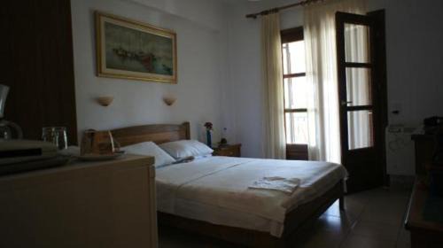 Paradhisos Hotel | Oceanfront Bliss at Star Paradise Hotel - Rated 9/10