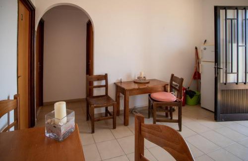 Siana Hotel | Highly Rated Star Sianna Village Rooms with Kitchen Access
