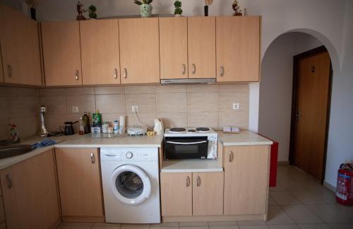 Siana Hotel | Highly Rated Star Sianna Village Rooms with Kitchen Access