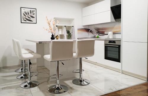 Grosuplje Apartment | Family-Friendly Stara Pošta Apartment 8 with High Ratings